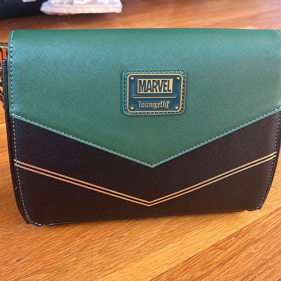 Loki loungfky purse - Picture 2 of 3